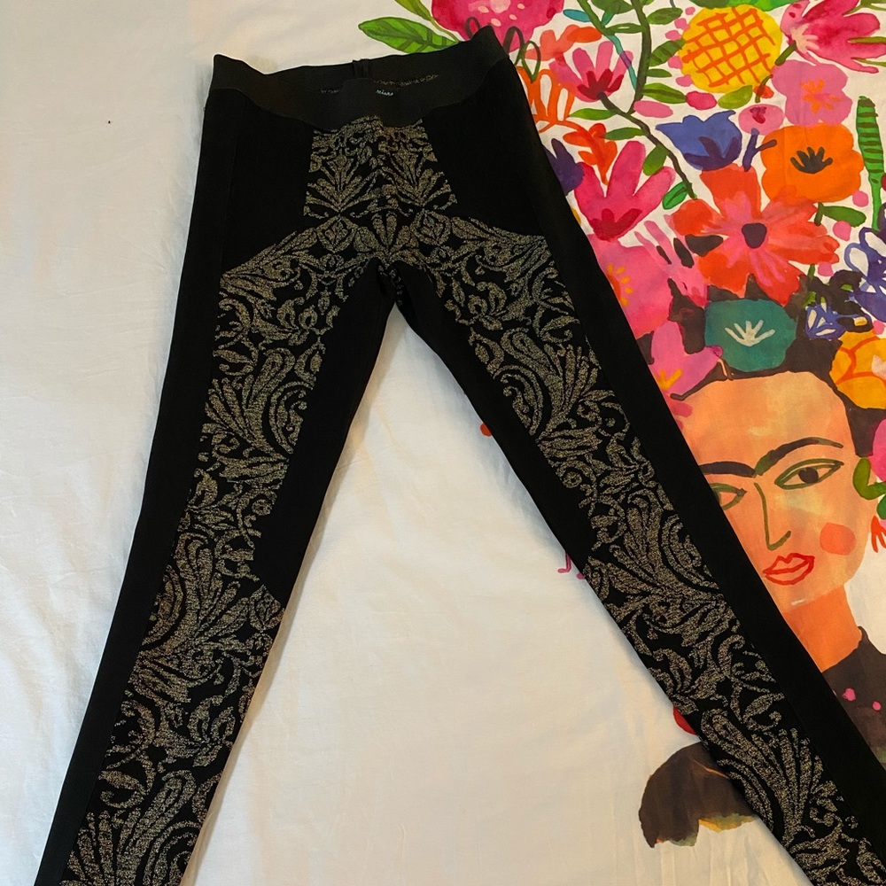 Classy leggings